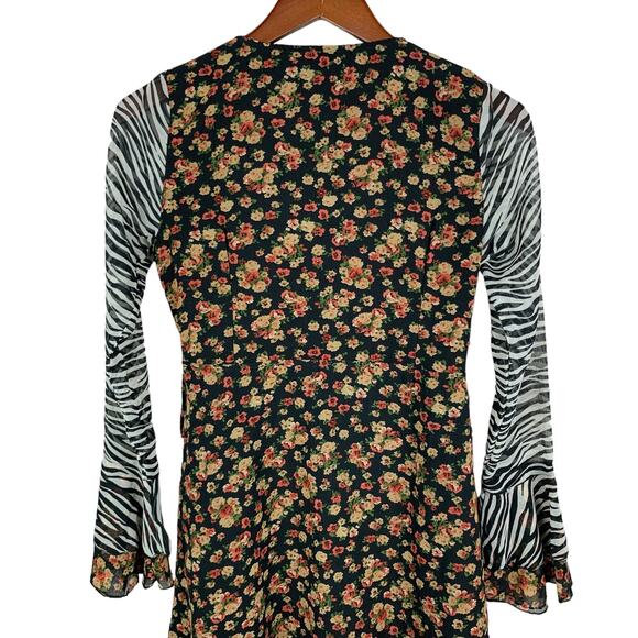 ASOS Design Wrap Mini Dress Zebra Dark Floral Bell Sleeve Ruffle Maternity 4 - Picture 9 of 12